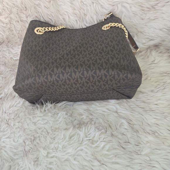 Michael Kors jet set chain messenger bag - Picture 4 of 6